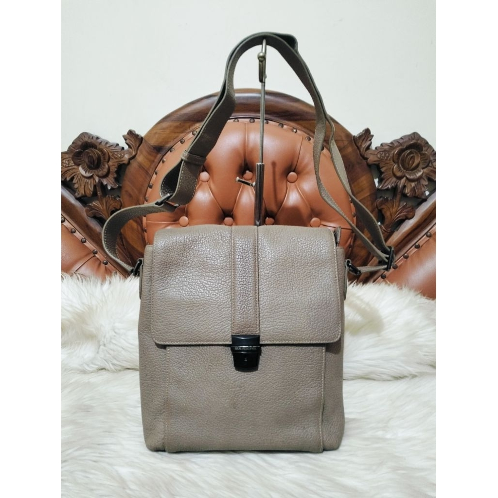 Braun Buffel Taupe Leather Sling Bag
