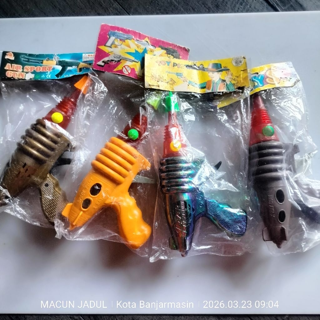 SPARKING GUN X RAY, PISTOLAN JADUL, MAINAN JADUL ERA90AN, MAINAN JADUL, MAINAN NOSTALGIA 90AN