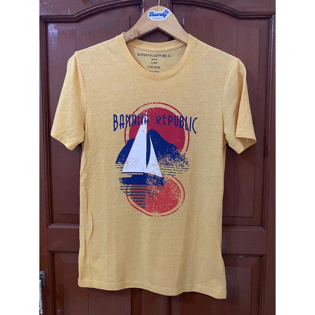 Kaos Banana Republic