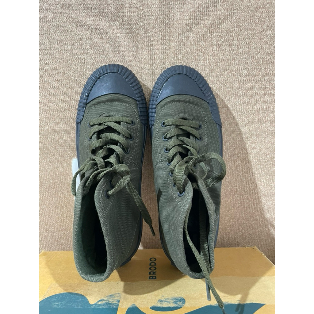 Sneakers Brodi Vulcan Hi Olive