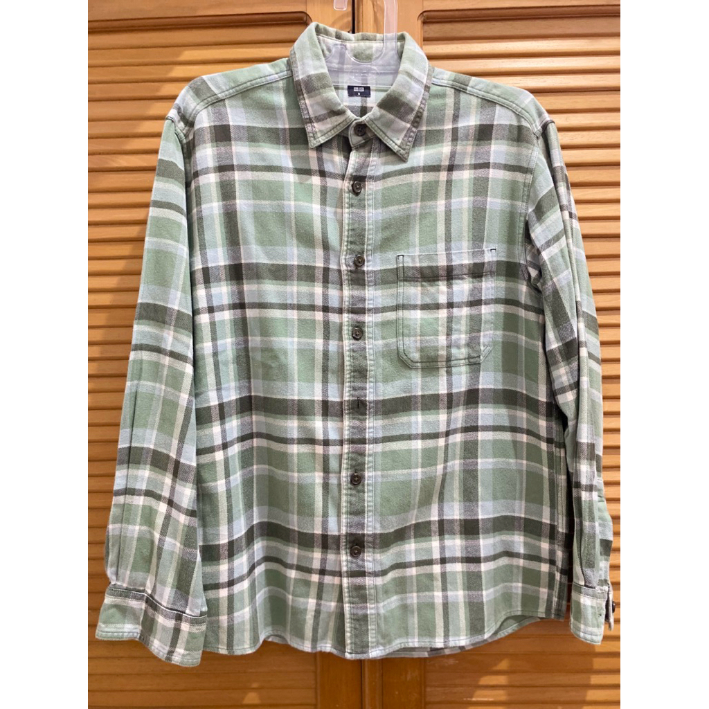 KEMEJA FLANNEL PRIA UNIQLO SIZE M