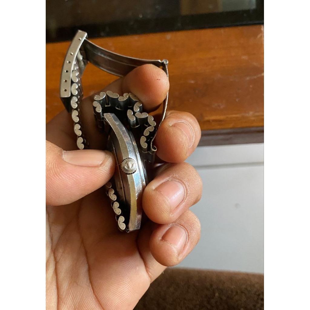 Jam tangan Second Vintage Keren.