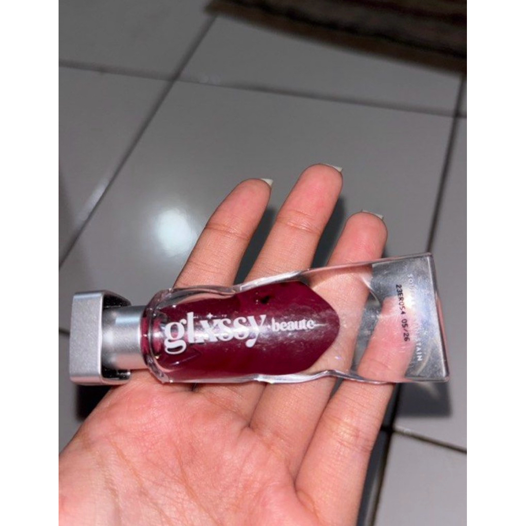 GLXSSY BEAUTE SOUFFLÉ SATIN STAIN