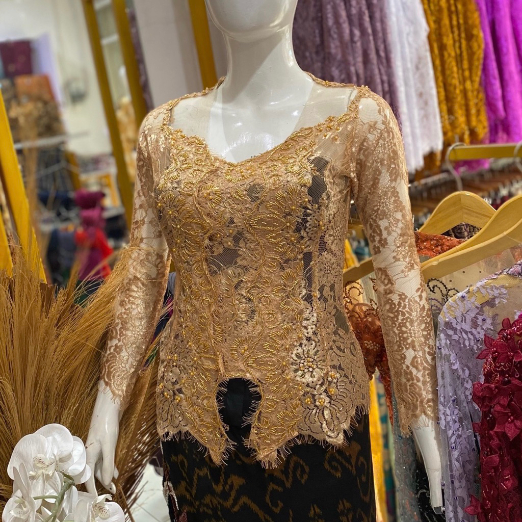 Kebaya Modifikasi Full Payet Depan | Kebaya Bali | Kebaya Payet | Kebaya Semifrancis | Kebaya Bali M