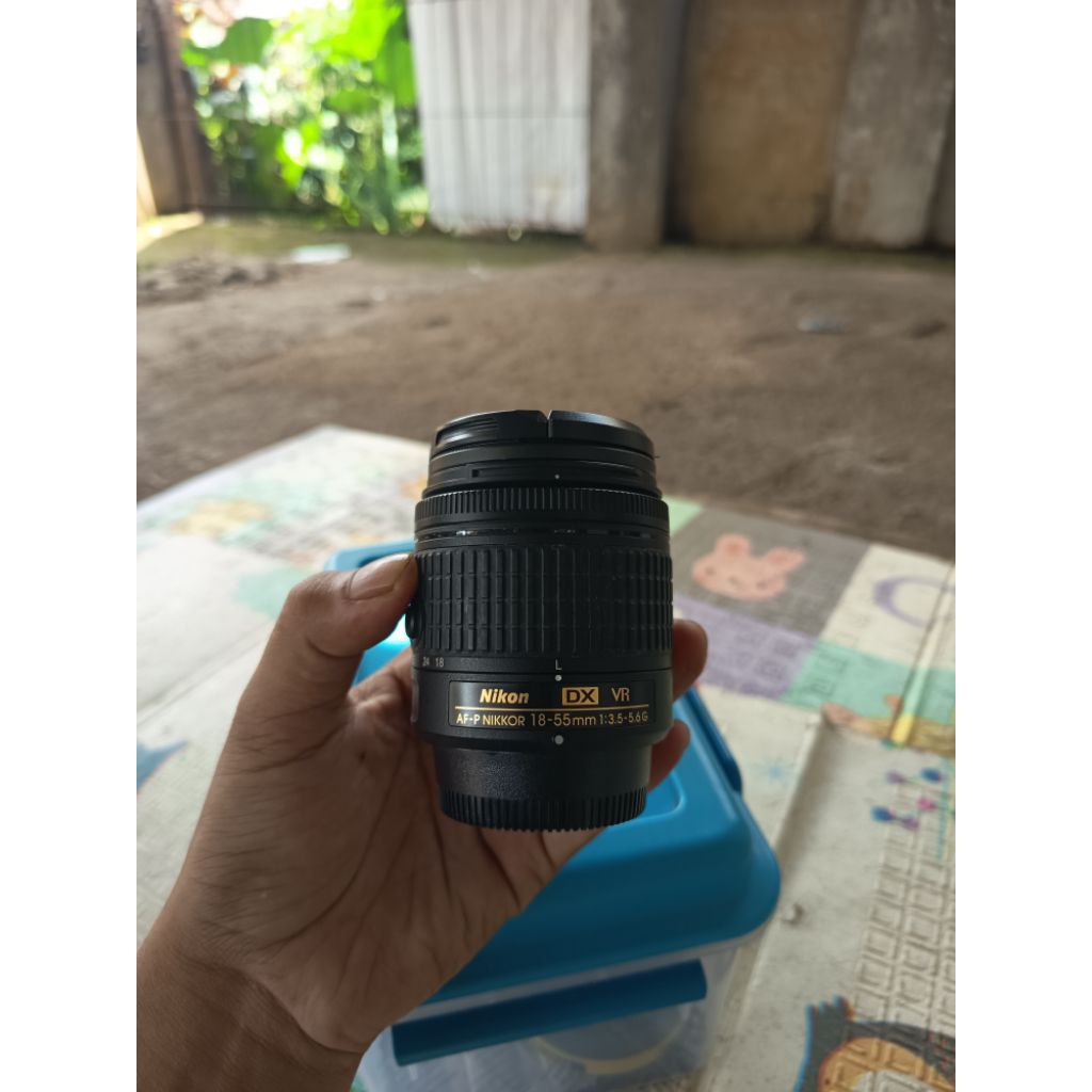 Lensa Kit Nikon 18-55 mm VR AFP DX