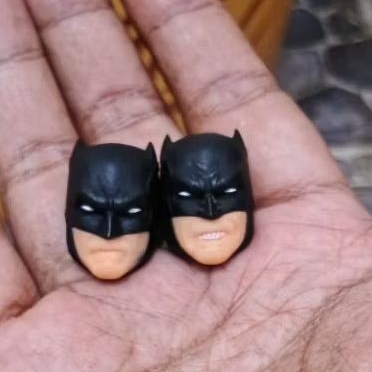 mezco batman supreme knighe original 2 head only