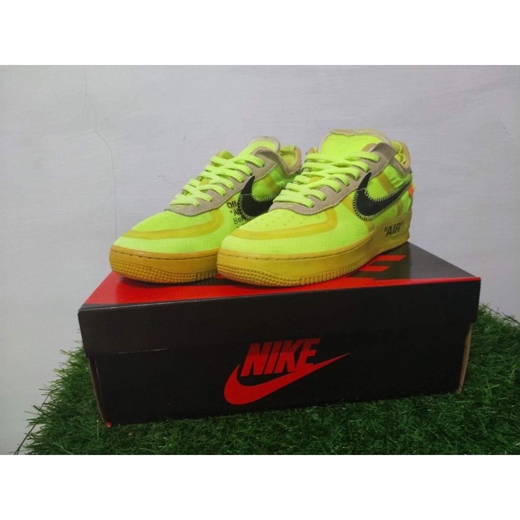 Nike Air Force 1 Low Off White Volt