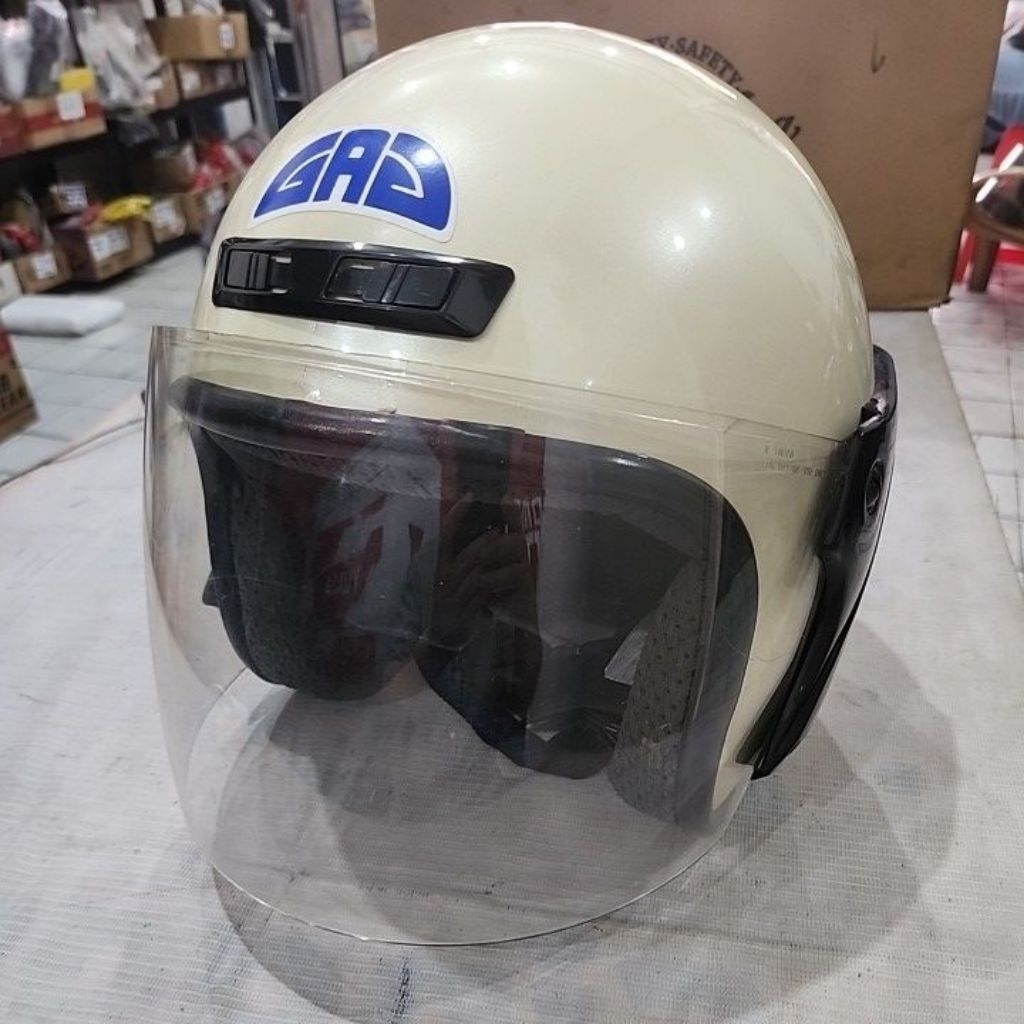 Helm gag dmi ivory