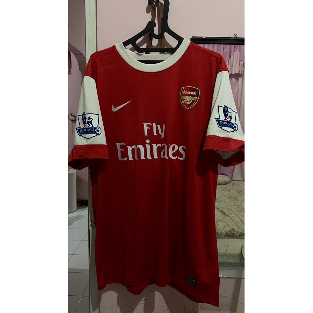 Arsenal Home Kit Jersey [Replica Version] 2010/2011