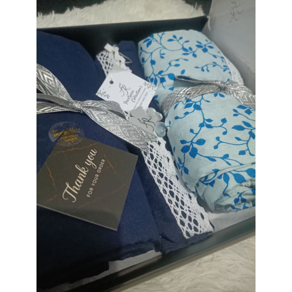 Mukena rayon santung bawahan katun polymicro adem warna biru motif daun kecil biru ukuran standar