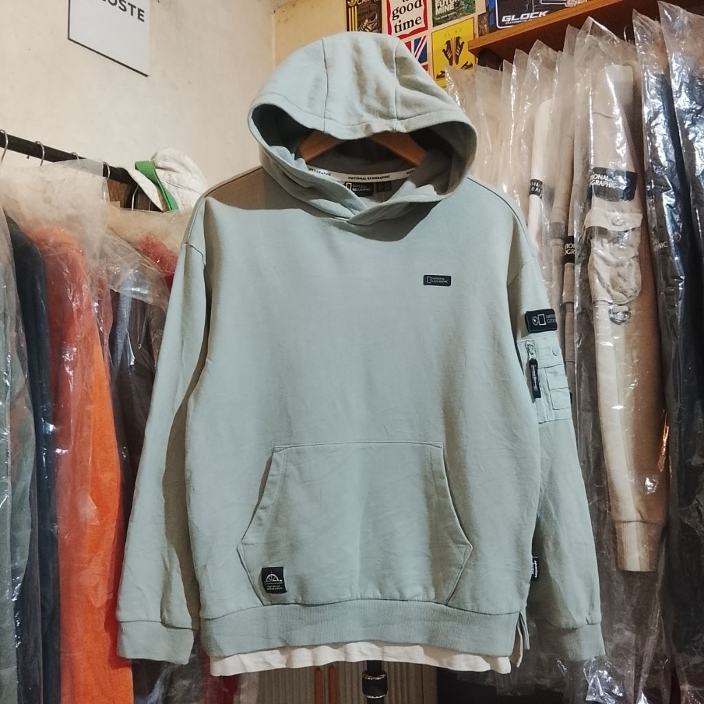 [Like new] Hoodie National Geographic Side pocket patch