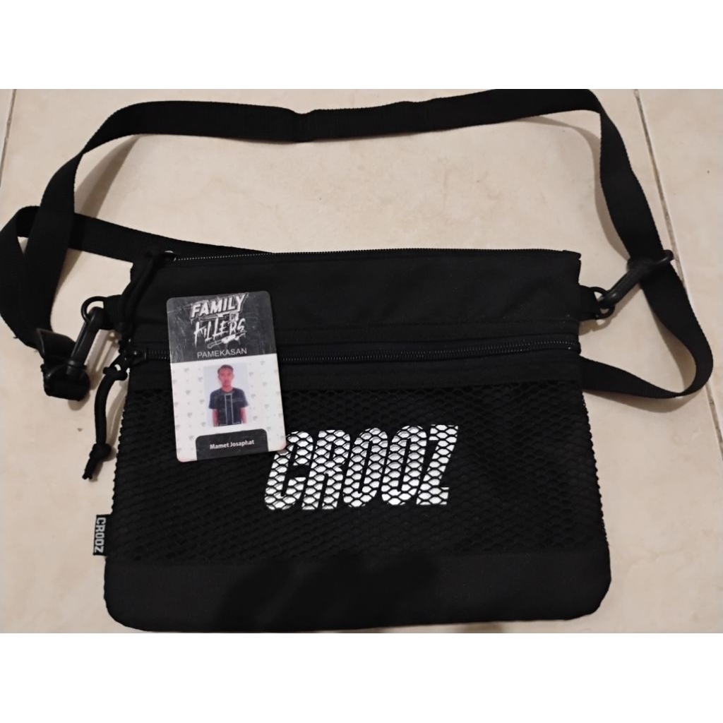 CROOZ sling bag