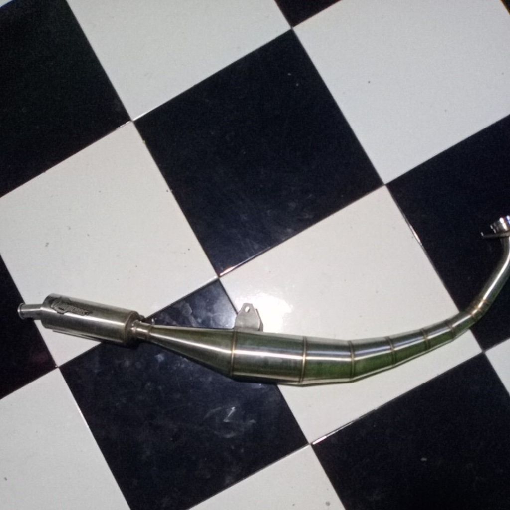 knalpot 2tak satria hiu suzuki rgx