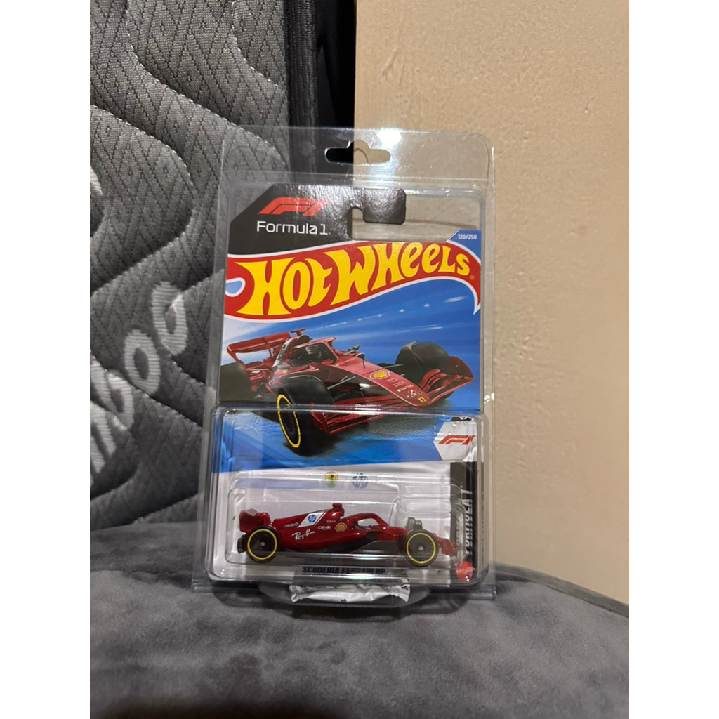 Hot Wheels Scuderia Ferrari HP Formula 1 (F1)