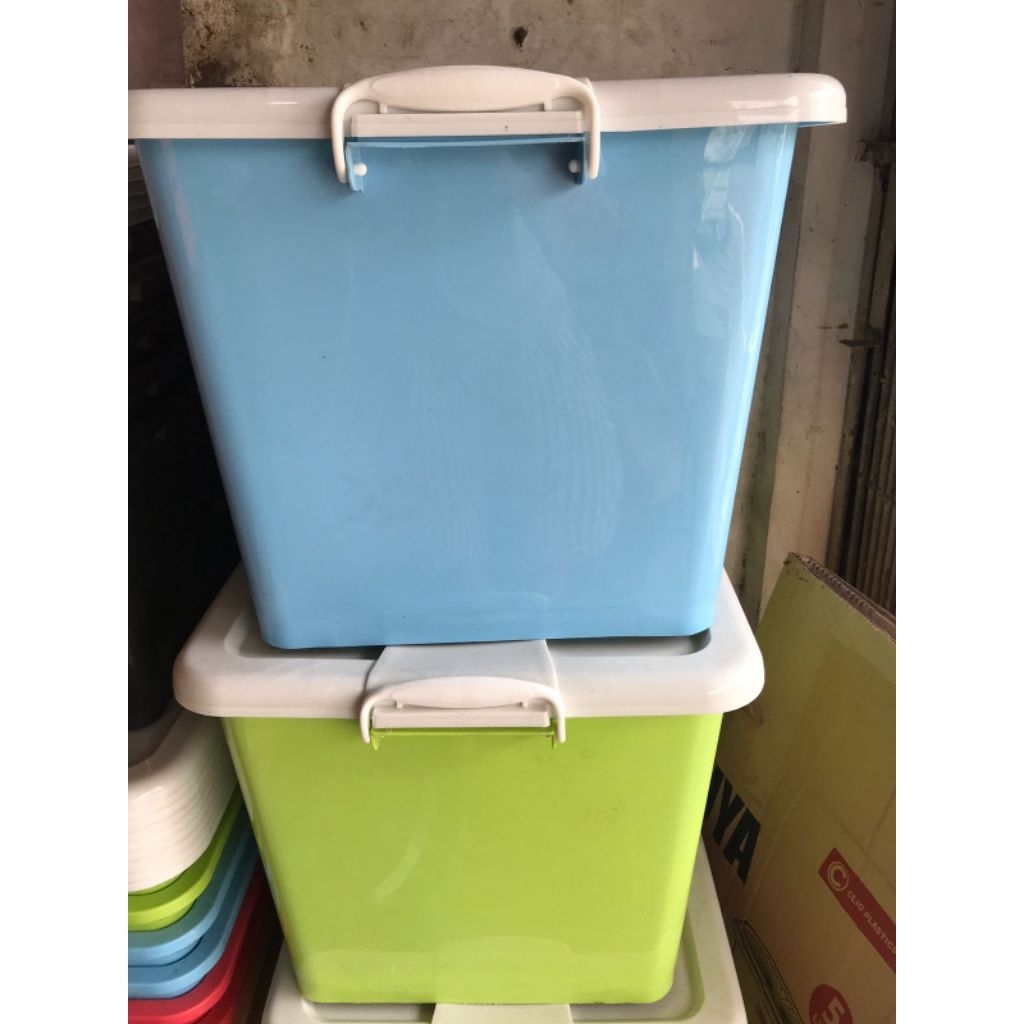 kontainer vastro/kontainer plastik/kontainer 135