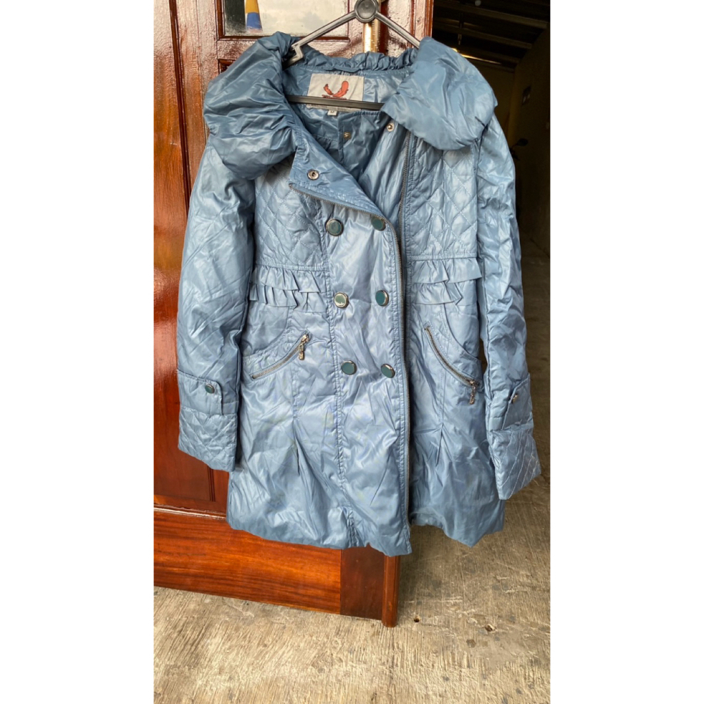 preloved Blue jacket mantel