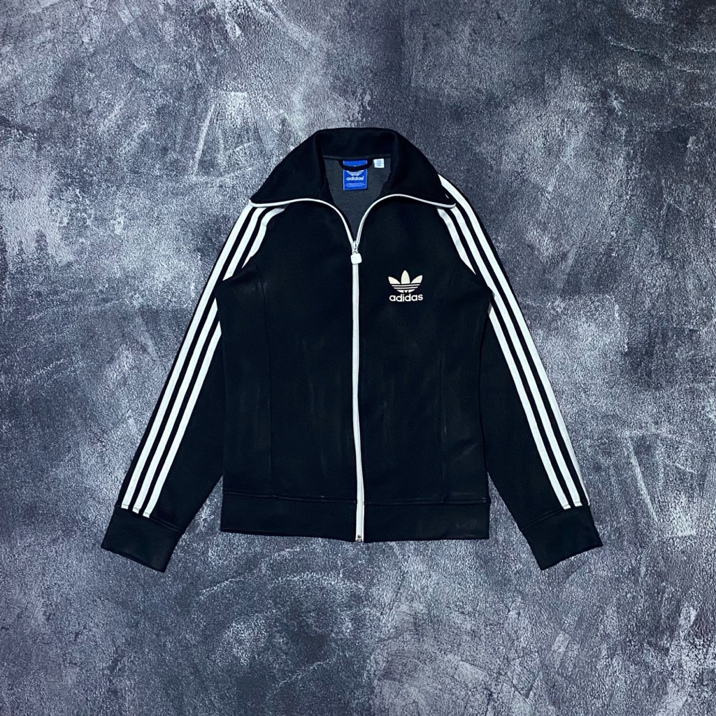 Adidas Europa Tracktop Black