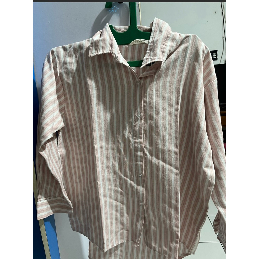 Kemeja Heclo Pink Striped