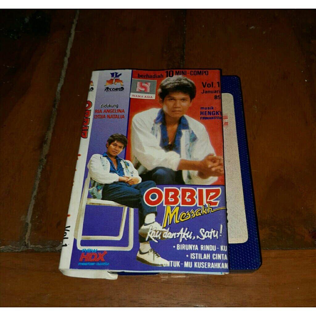 Kaset pita Obbie Messakh