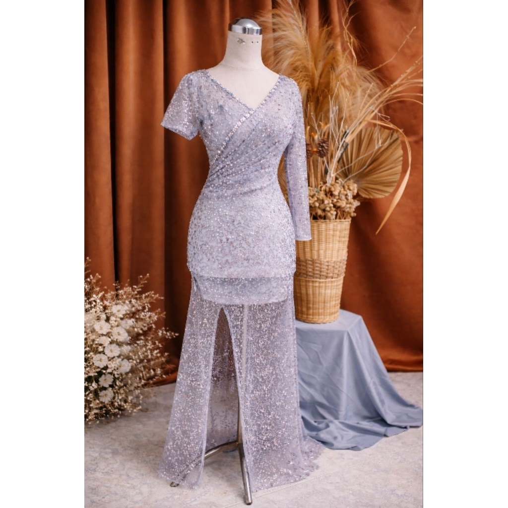 Dress Pesta Silver Premium – Limited Edition -- Elegan & Berkelas