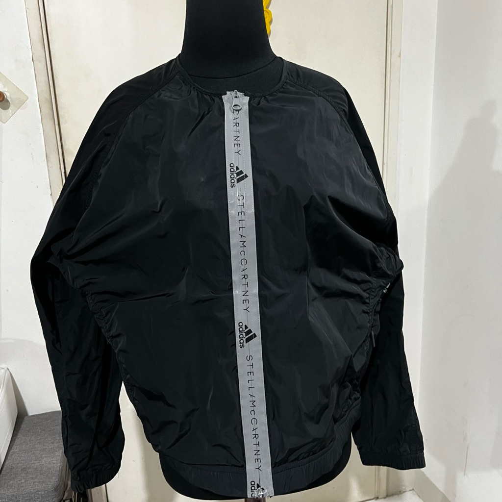 Preloved Adds Stella Mccartney (baca deskripsi)