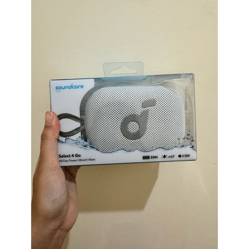 BNIB Soundcore Select 4 Go White