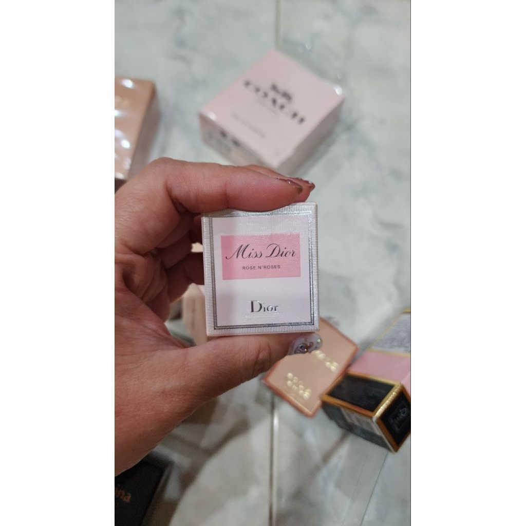 Box kardus kotak parfum branfed KOSONG