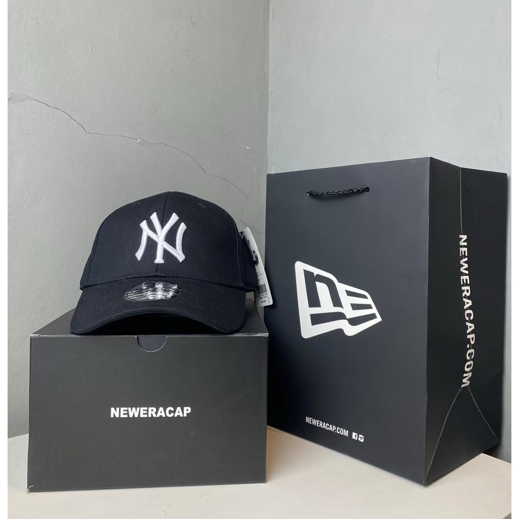 Topi New Era Baseball Caps Logo NY Bordit Black n White Unisex Topi New Era Baseball New York Yankee