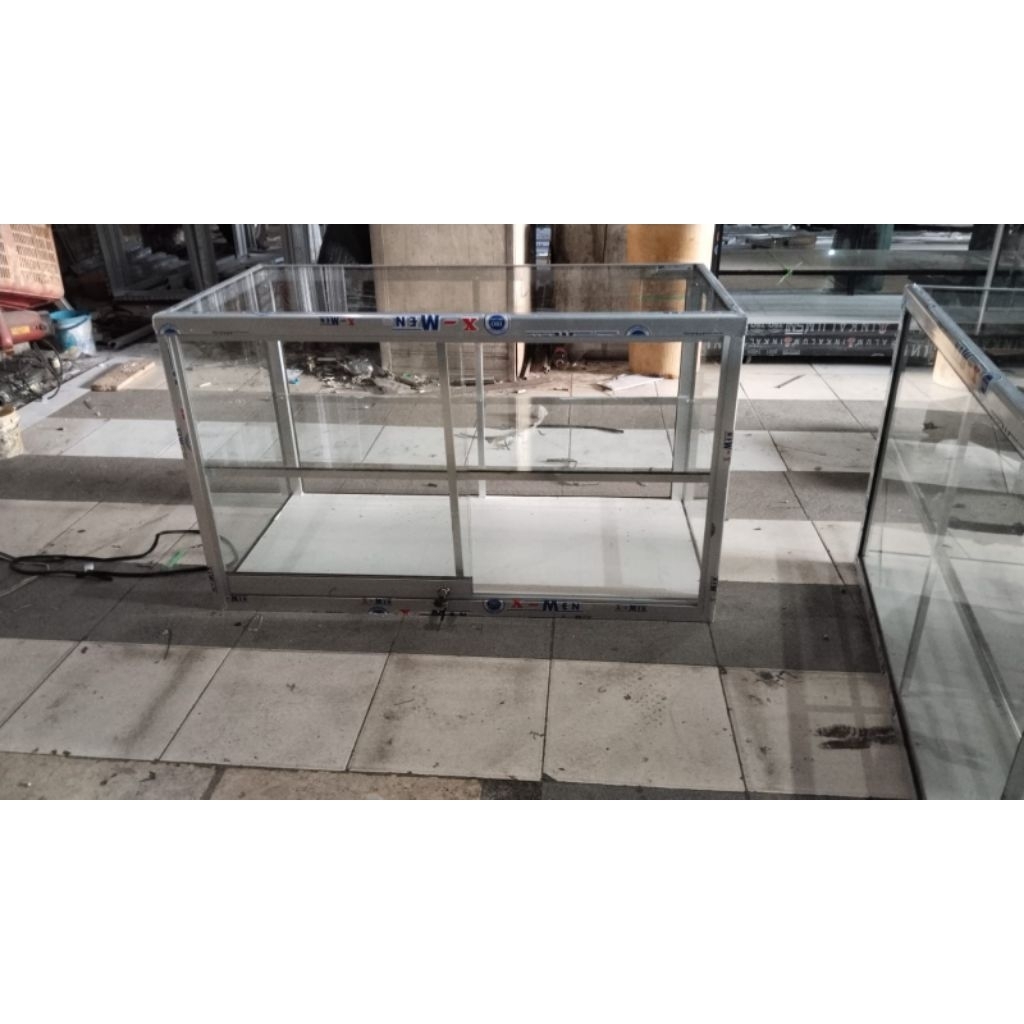 Etalase Makan Alumunium