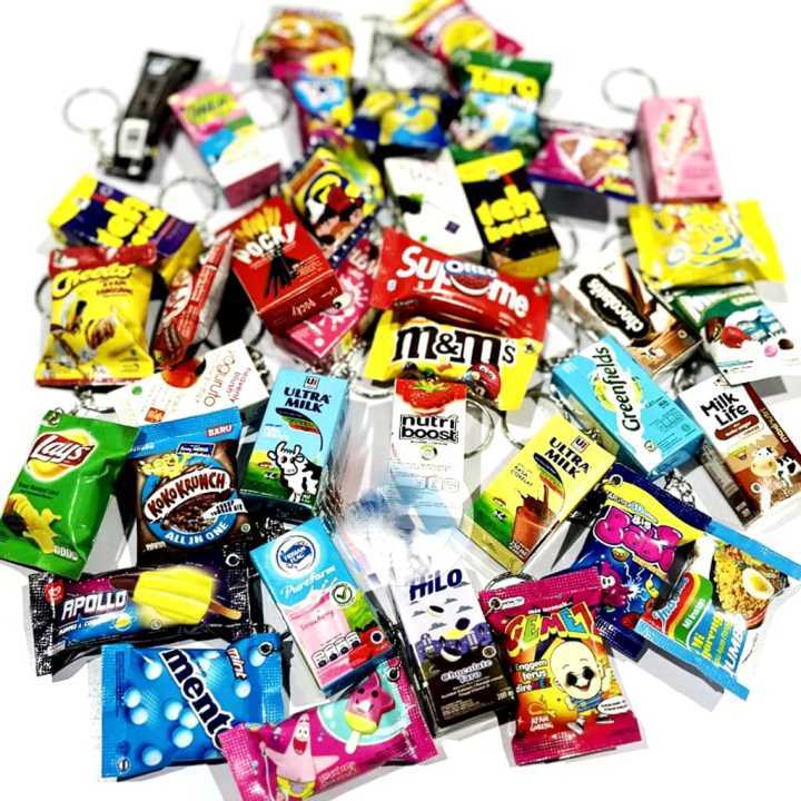 Gantungan Kunci Makanan / Snack Miniatur / Minuman Susu / Minuman Botol