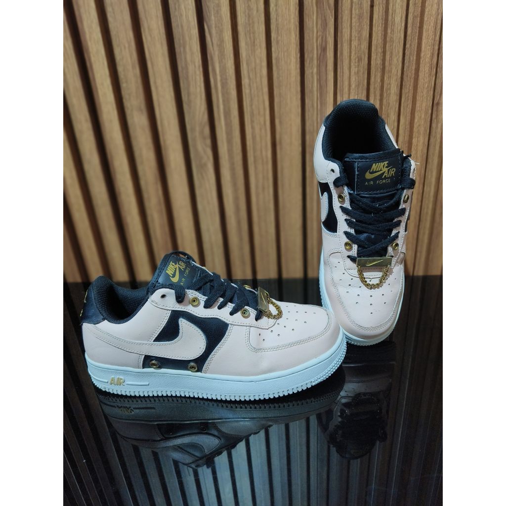 AF 1 '07 LV8 "Athletic Club" pink