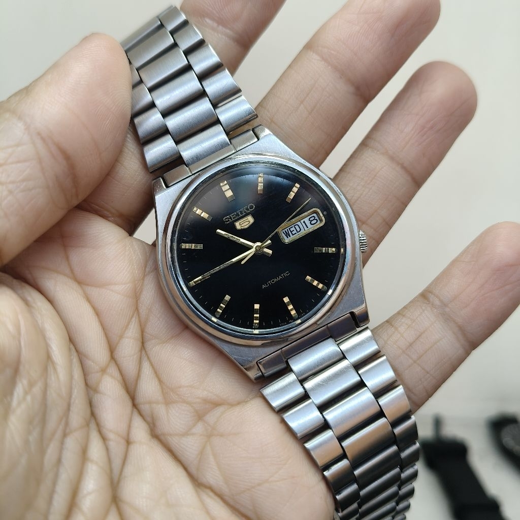 Seiko 5 Vintage Otomatis cal. 7009-3170