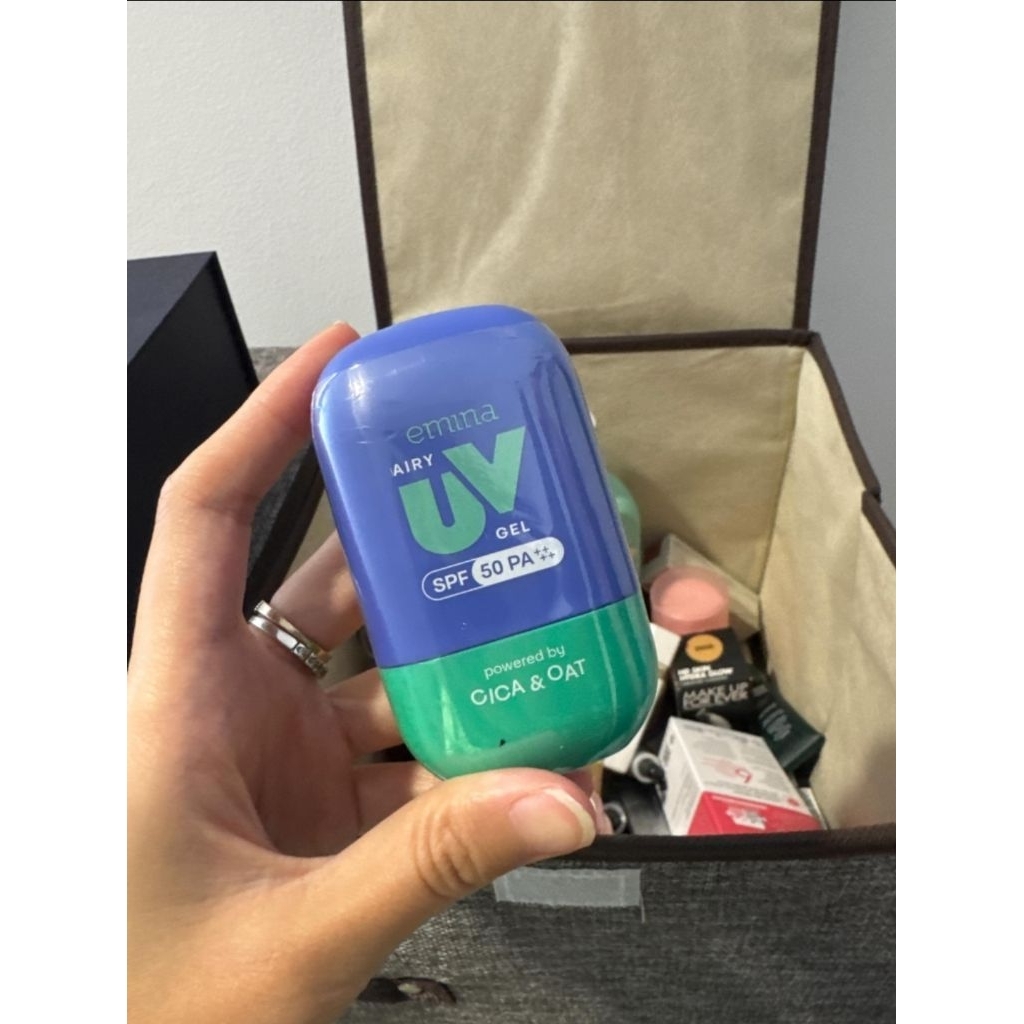 sunscreen Emina spf 50