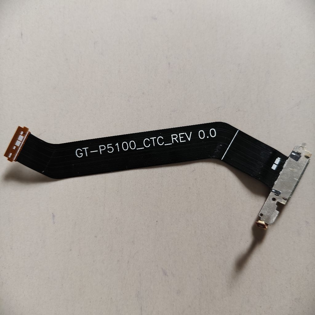 Flexible Charger Pleksible Cas Samsung Galaxy Tab 2 10.1 / GT-P5100 cabutan normal tested mulus no m
