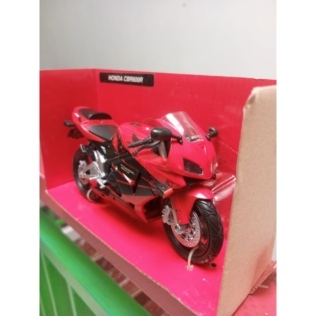 diecast miniatur motor honda cbr 600r  1:12 newray murah