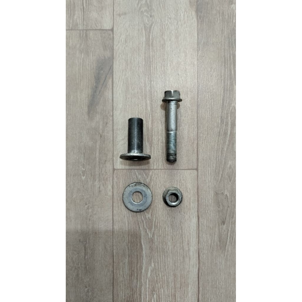 Baut gantungan knalpot tiger revo tiger lama megapro original lepasan