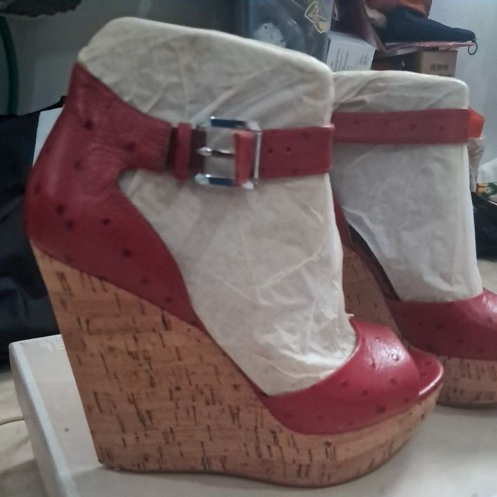 Sepatu Sandal Wedges Michael Kors