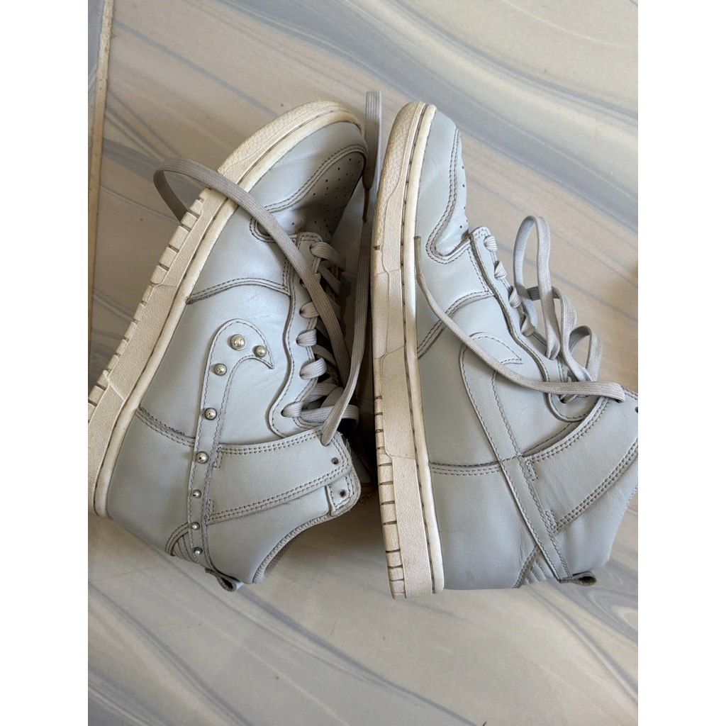 Sepatu Nike Cewek preloved