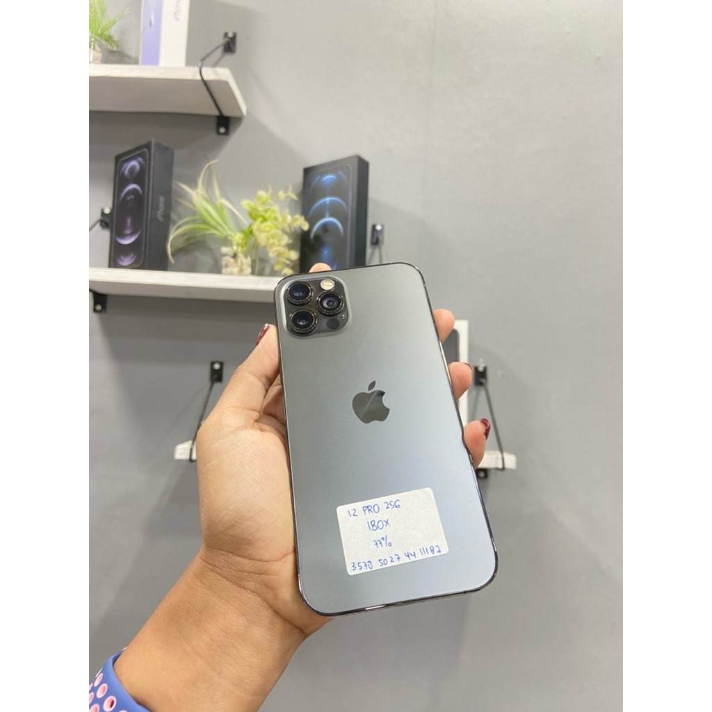 Second IPhone 12 Pro 256GB IBOX