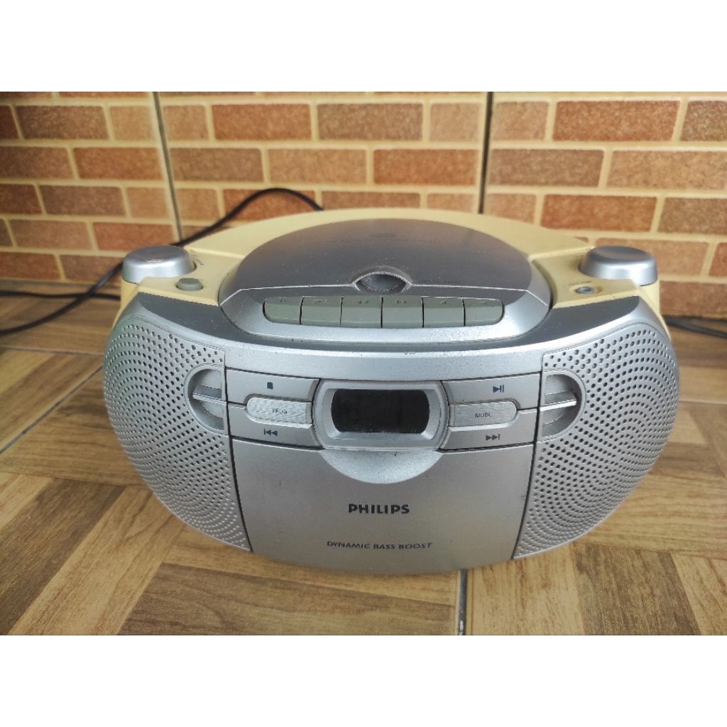 radio compo PHILLIPS az 1027