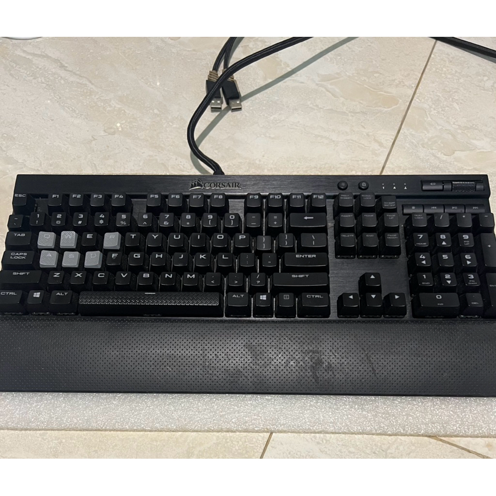 Corsair keyboard k70 rgb lux second