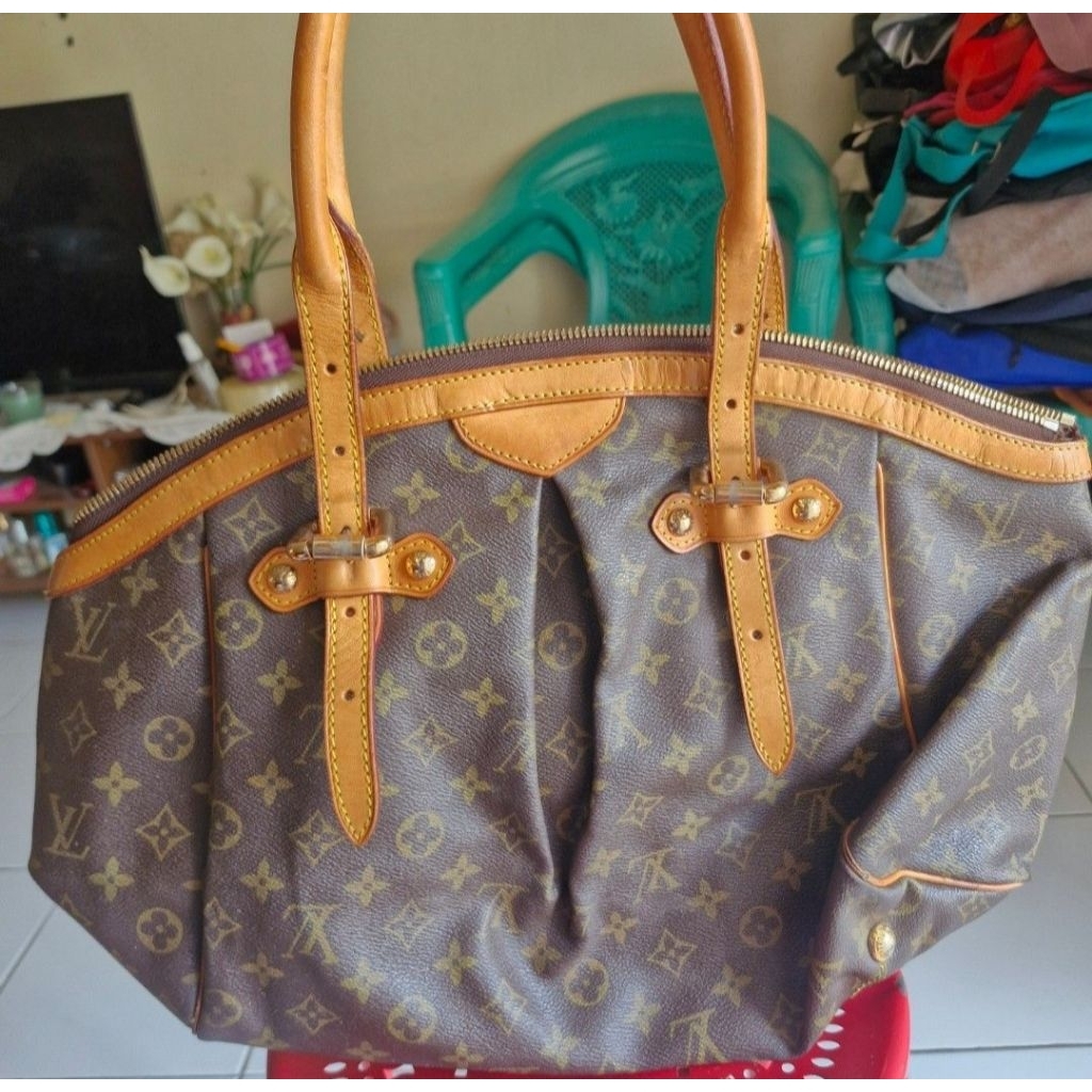 Tas Wanita merk LV Tivoli Maro