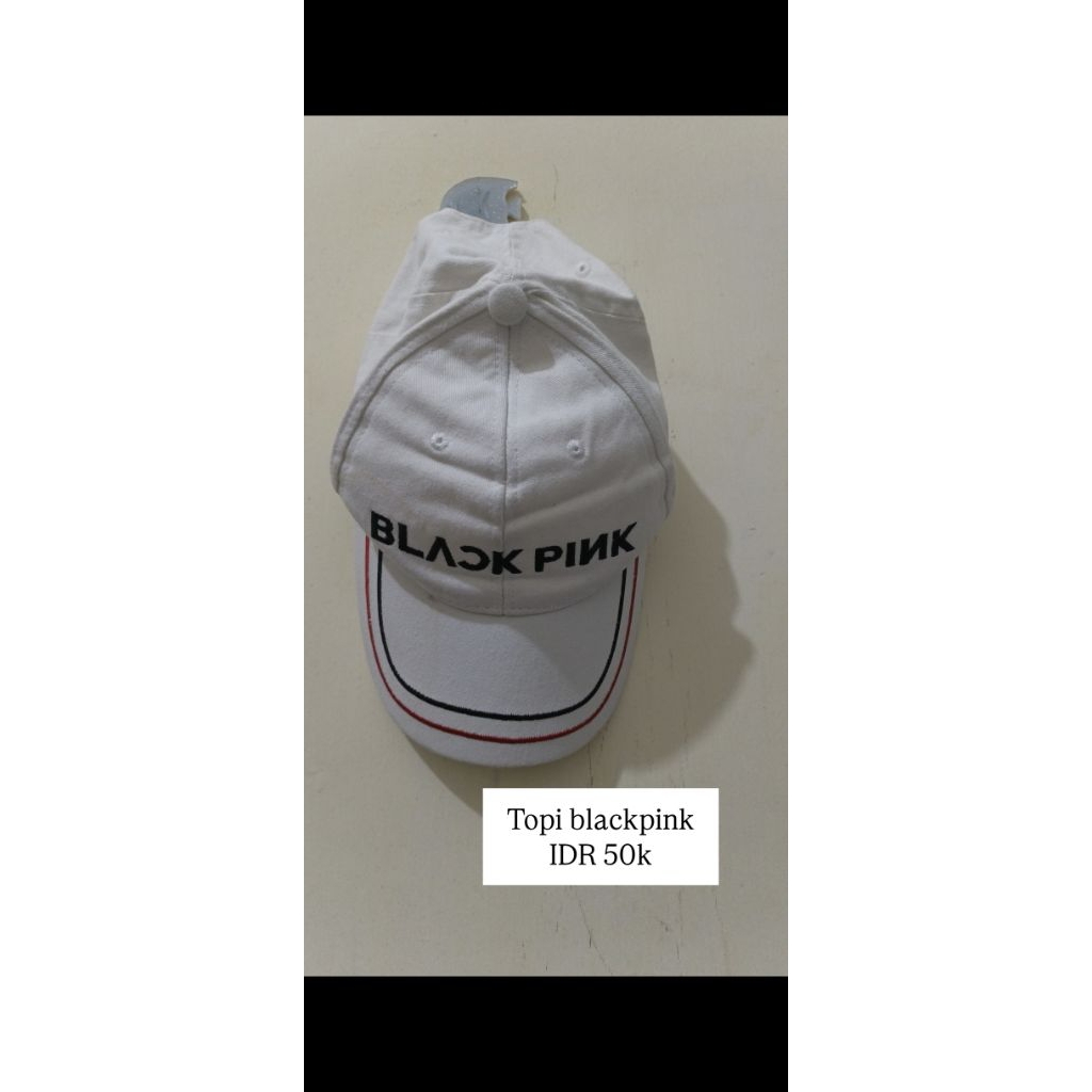topi blackpink putih