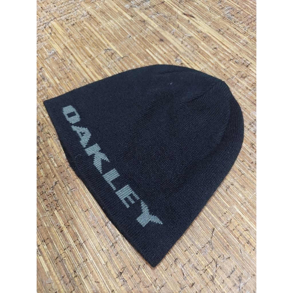 Topi oakley