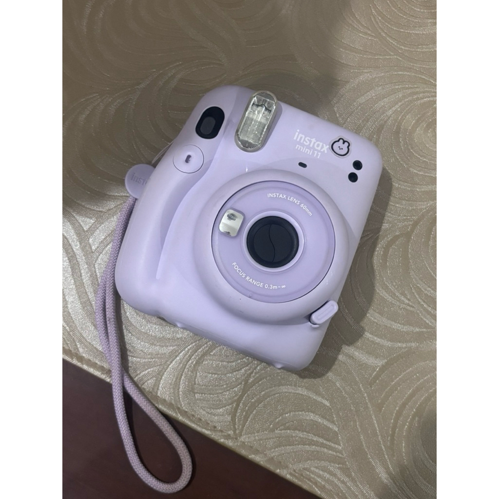 KAMERA POLAROID (instax mini11)