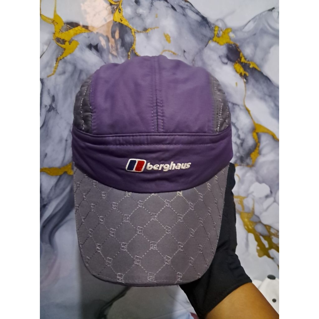 berghaus topi