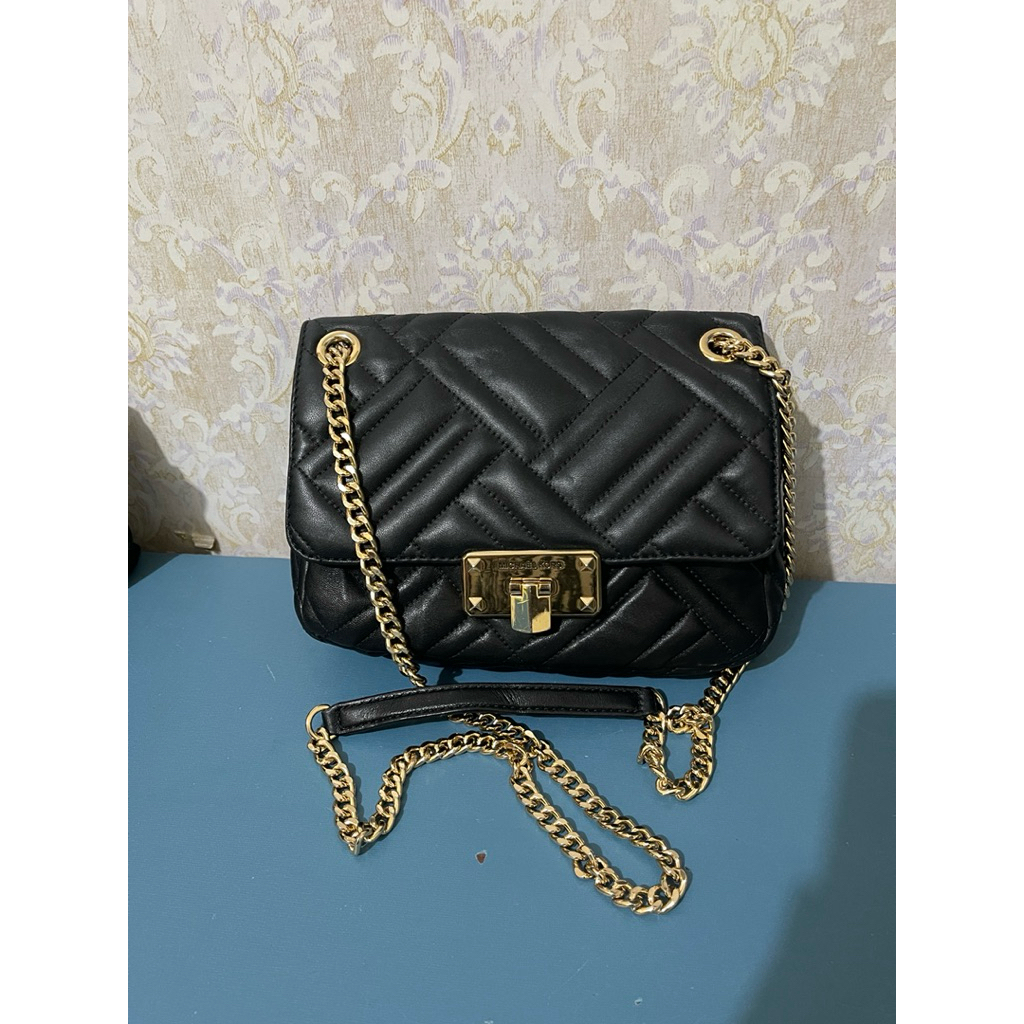 Preloved tas selempang rantai MK