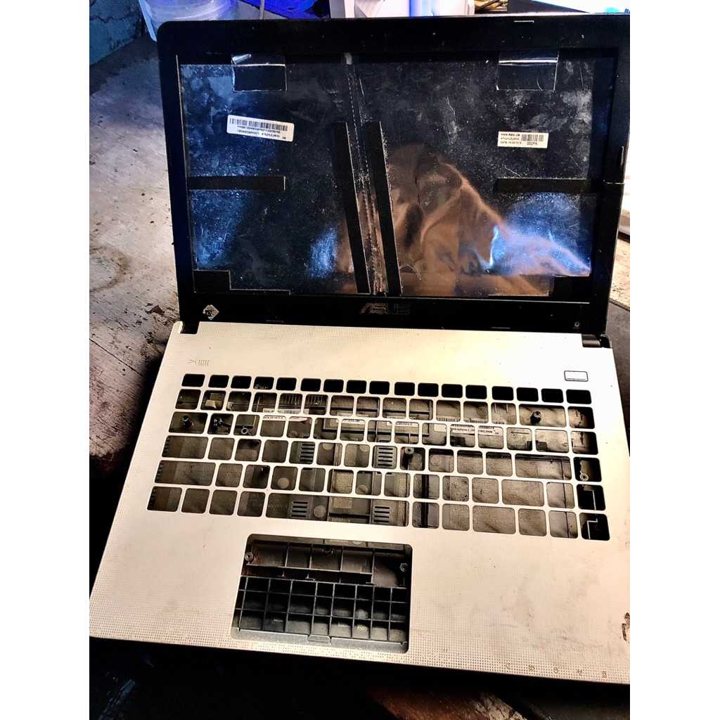 kesing bekas Laptop asus x401u