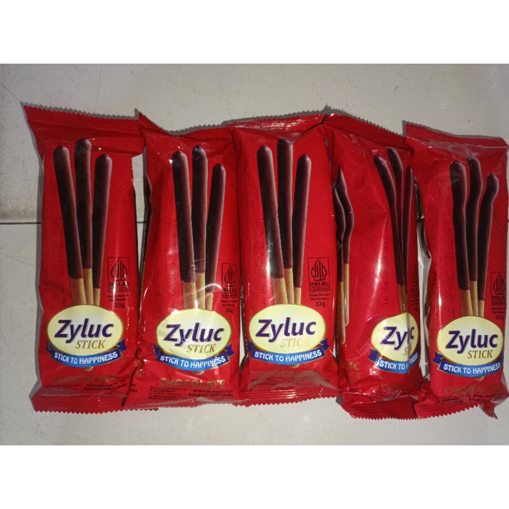 Zyluc Biskuit Stick Cokelat Isi 10 Pcs - Manis, Renyah, dan Nikmat