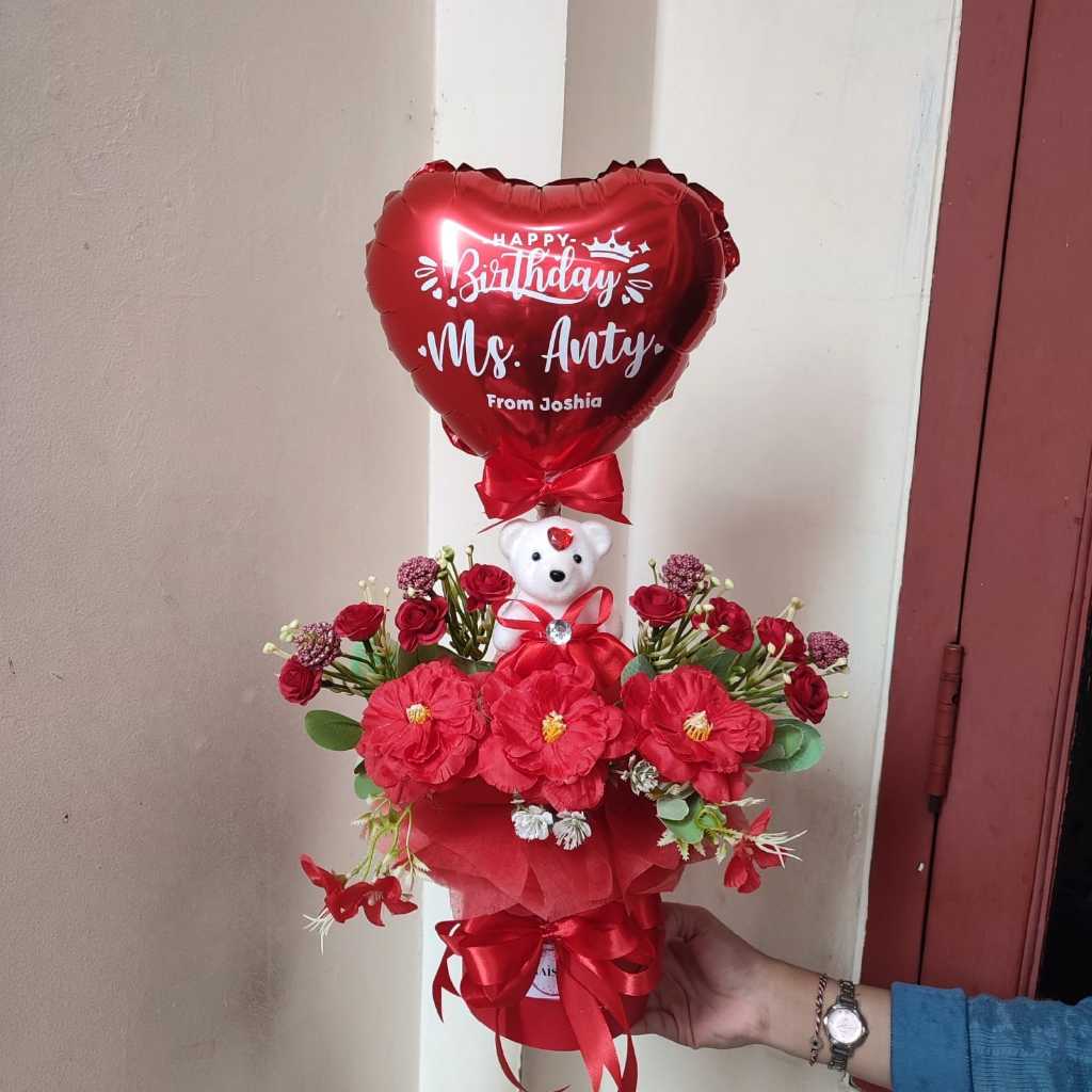 Buket Balon Foil Love Valentine Buket Bunga Boneka Small Kaisha Ms